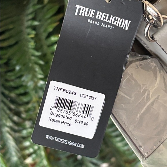 Brand New True Religion Wide Strap Crossbody Bag Metal Logo Accent Light Gray - Picture 9 of 16
